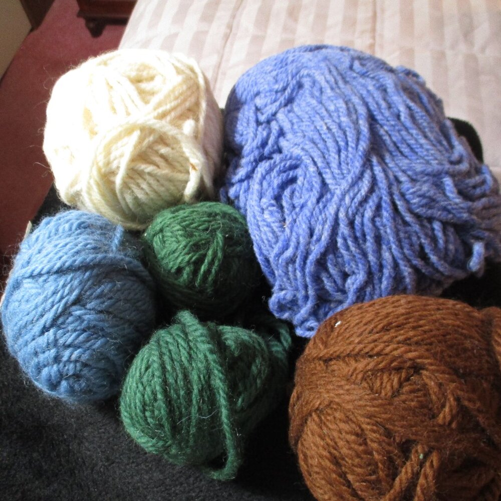 Lot of Vintage Rug Yarn Multicolor - Picture 1 of 1